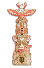 Dulk “Heritage" engraved hand-painted wooden totem - Coral