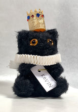 Vanessa Stockard - "Kevin With Crown”